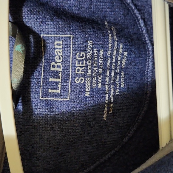 L.L. Bean women's Sweater - Picture 3 of 4